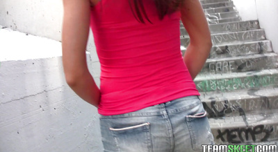 Tempting Nataly Gold had an unforgettable sex action with her pussy tester